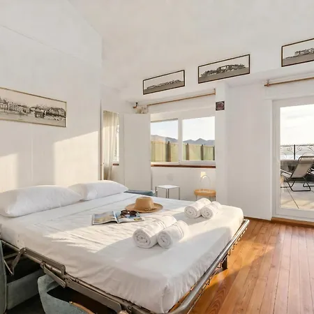 Rooftop - Ac, View With Terrace - Happy Appartement *