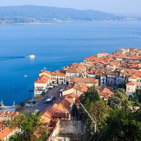 Rooftop On View - Happy Apartmán Stresa